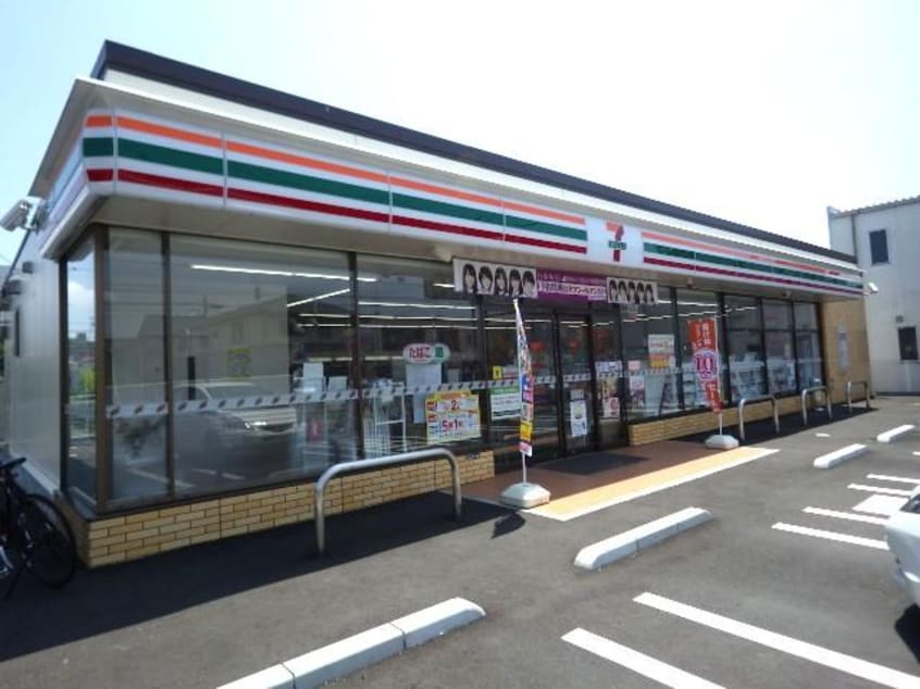 セブンイレブン静岡馬渕３丁目店(コンビニ)まで213m 東海道本線/静岡駅 徒歩12分 1階 築18年