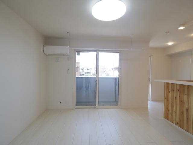  東海道本線/静岡駅 バス23分大谷下車:停歩4分 2階 築8年