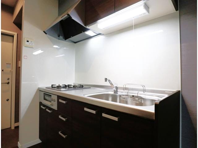  東海道本線/静岡駅 徒歩11分 3階 築8年