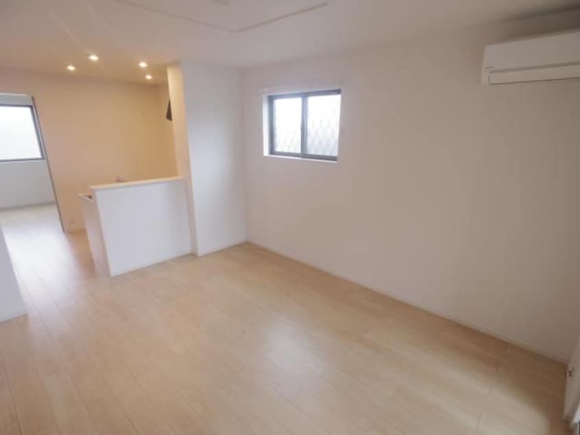  東海道本線/焼津駅 バス11分小川下車:停歩7分 1階 築8年