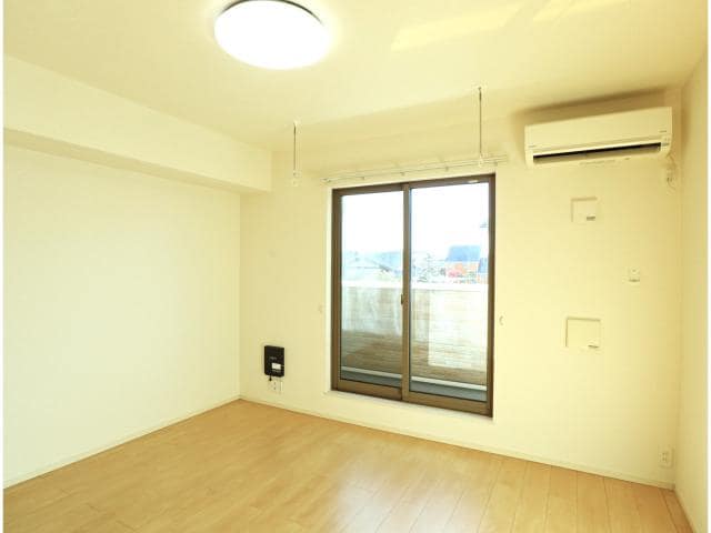  東海道本線/焼津駅 バス11分小川南下車:停歩3分 2階 築8年