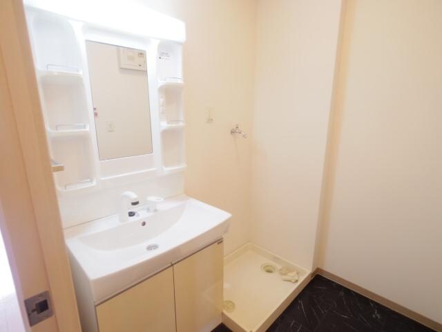  東海道本線/藤枝駅 徒歩15分 1階 築16年