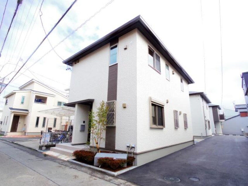  東海道本線/静岡駅 徒歩16分 2階 築7年