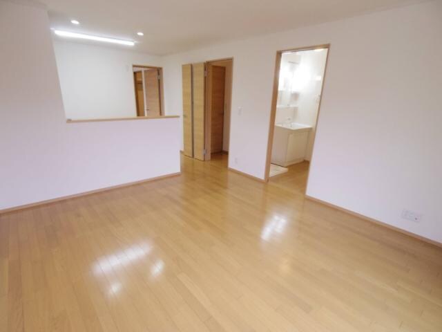  東海道本線/静岡駅 徒歩16分 2階 築7年