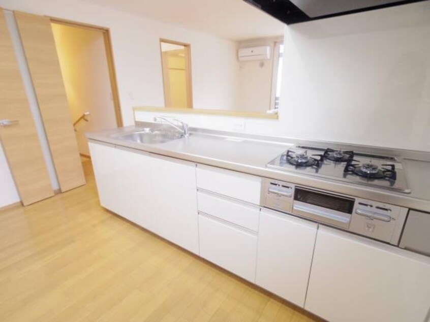  東海道本線/静岡駅 徒歩16分 2階 築7年