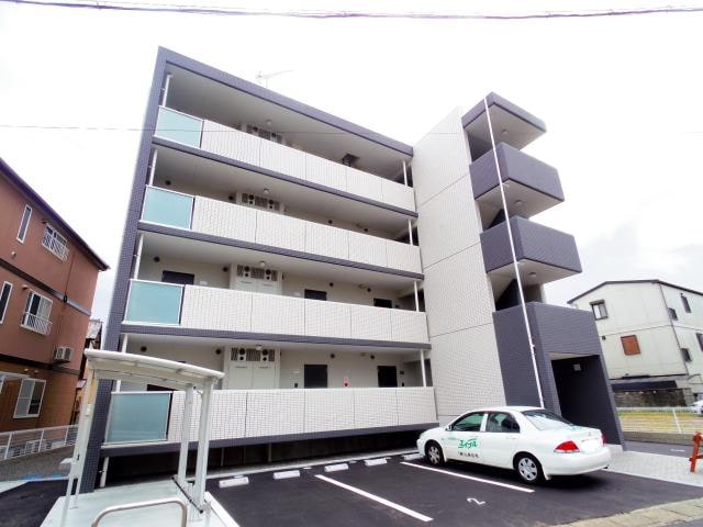  東海道本線/焼津駅 徒歩4分 1階 築8年