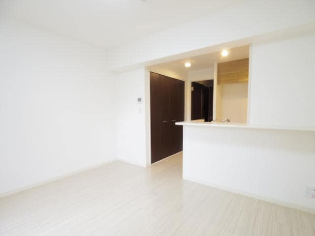  東海道本線/焼津駅 徒歩4分 1階 築8年