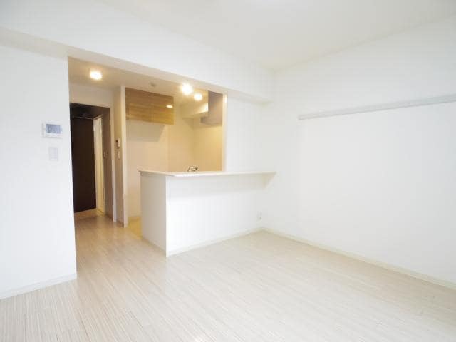  東海道本線/焼津駅 徒歩4分 1階 築8年