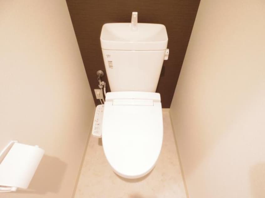  東海道本線/焼津駅 徒歩4分 1階 築8年