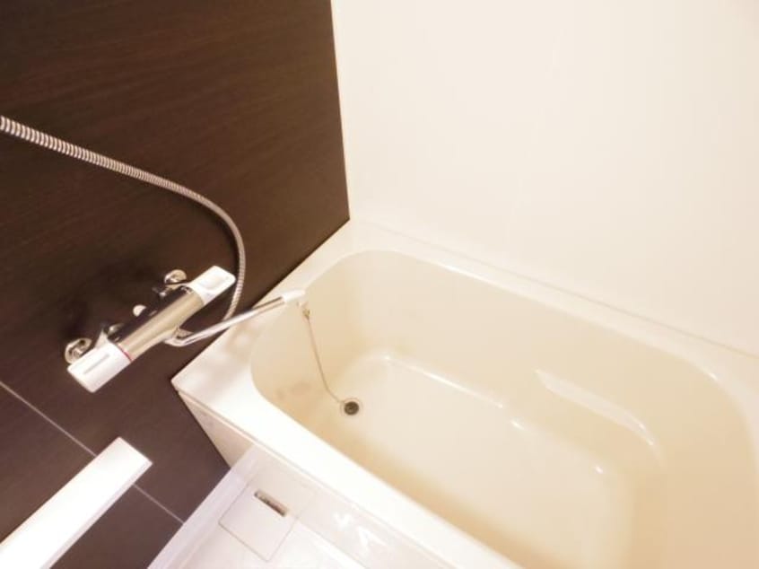  東海道本線/焼津駅 徒歩4分 1階 築8年