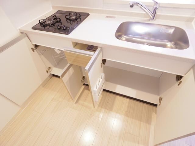  東海道本線/焼津駅 徒歩4分 1階 築8年