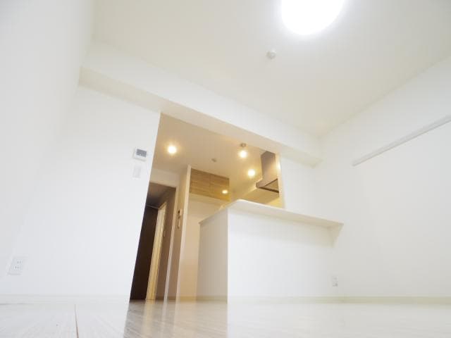  東海道本線/焼津駅 徒歩4分 1階 築8年