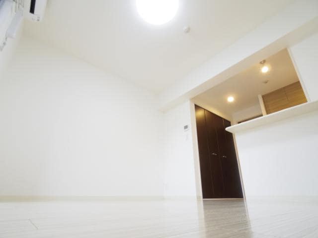  東海道本線/焼津駅 徒歩4分 1階 築8年