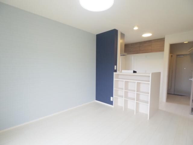  東海道本線/西焼津駅 バス19分下藪田サニーヒルズ団地下車:停歩6分 1階 築8年