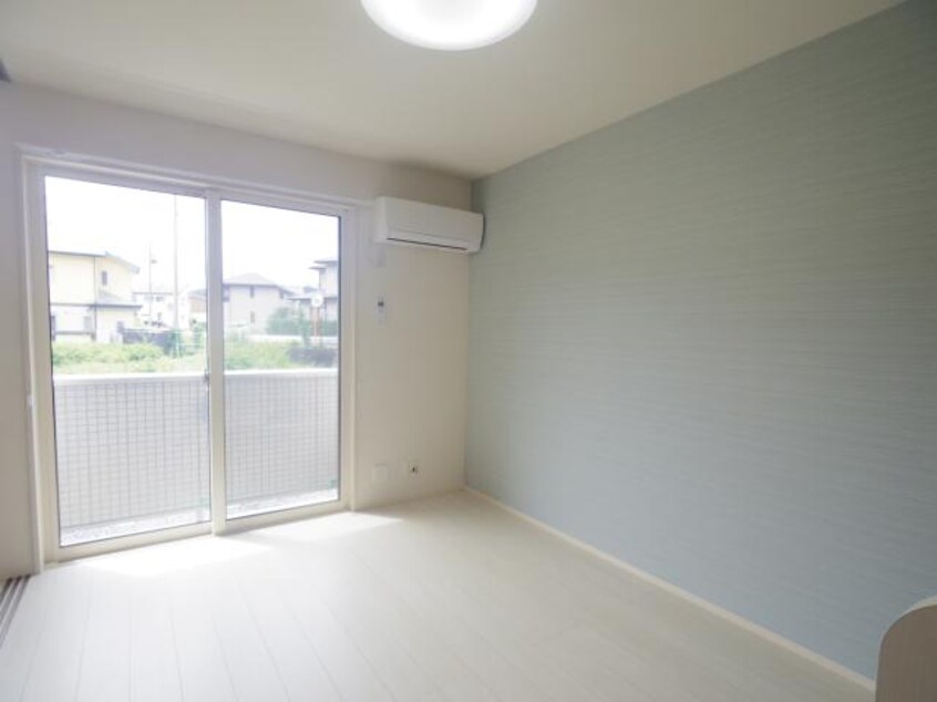  東海道本線/西焼津駅 バス19分下藪田サニーヒルズ団地下車:停歩6分 1階 築8年