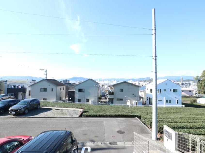  東海道本線/静岡駅 バス25分堀ノ内下車:停歩8分 1階 築8年