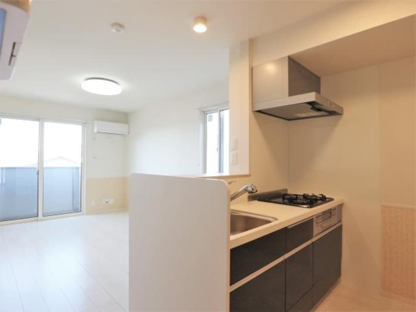  東海道本線/静岡駅 バス25分堀ノ内下車:停歩8分 1階 築8年