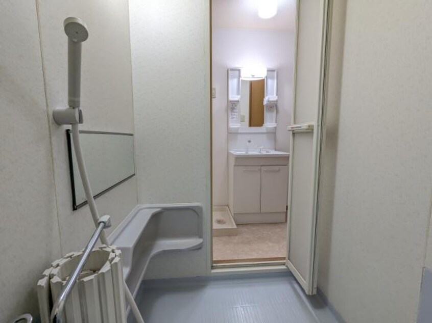  東海道本線/静岡駅 バス8分中田三丁目ダイワハウス前下車:停歩4分 2階 築27年