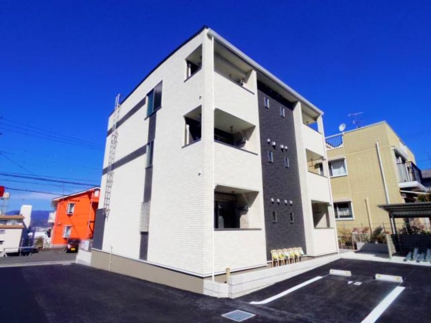  東海道本線/静岡駅 バス27分聖一色下車:停歩5分 3階 築7年