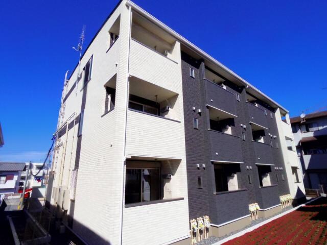  東海道新幹線（東海）/静岡駅 バス30分草薙陸上競技場南下車:停歩6分 1階 築7年