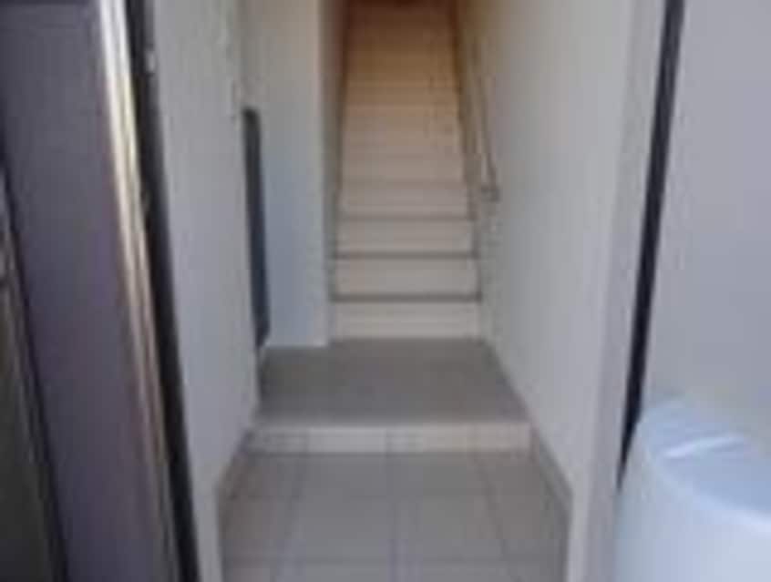  東海道本線/藤枝駅 バス12分高洲小学校前下車:停歩2分 2階 築8年