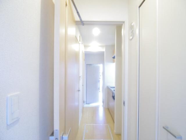 東海道本線/東静岡駅 徒歩17分 1階 築7年