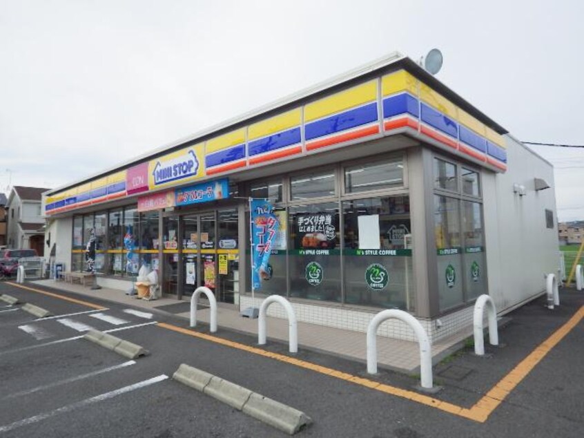 ミニストップ静岡西島店(コンビニ)まで416m 東海道本線/静岡駅 バス20分西脇下下車:停歩4分 2階 築7年