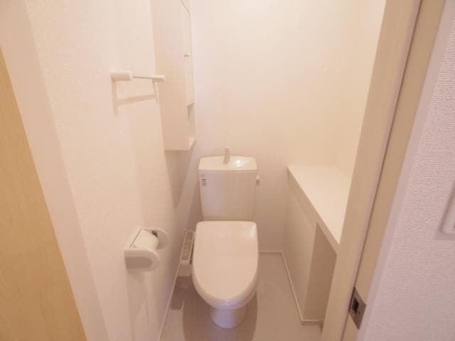  東海道本線/西焼津駅 バス16分五十海北下車:停歩8分 2階 築7年