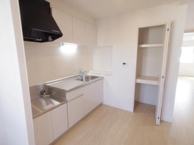  東海道本線/西焼津駅 バス16分五十海北下車:停歩8分 2階 築7年