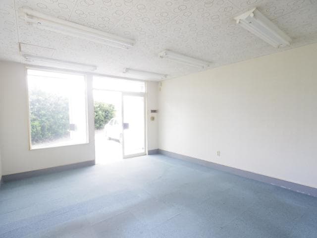  東海道本線/藤枝駅 バス14分上新田南下車:停歩4分 1階 築32年