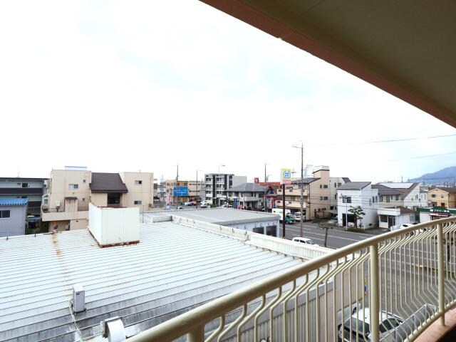  東海道本線/静岡駅 バス11分中田四丁目下車:停歩3分 3階 築44年