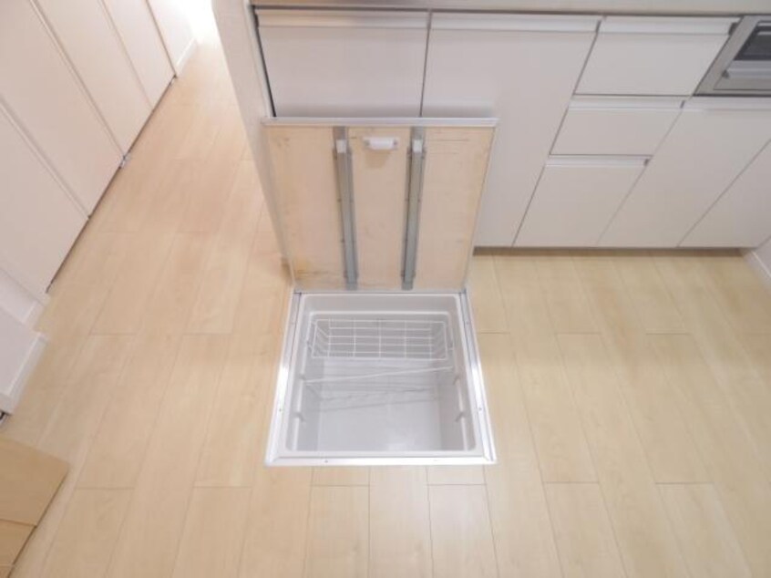  東海道本線/藤枝駅 バス13分清水山入口下車:停歩3分 1階 築7年