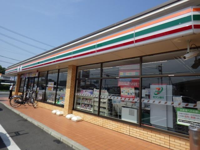 セブンイレブン静岡中島店(コンビニ)まで659m 東海道本線/静岡駅 バス22分大浜下車:停歩5分 3階 築46年