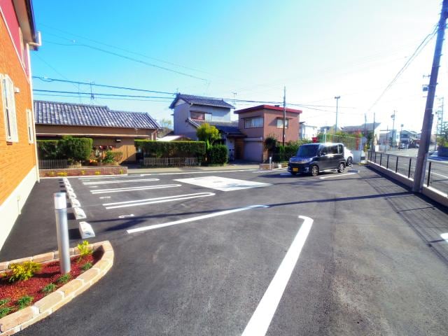  東海道本線/藤枝駅 徒歩13分 1階 築6年