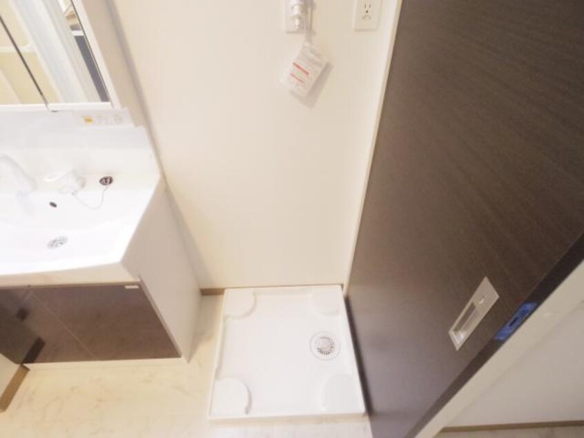  東海道本線/静岡駅 徒歩8分 2階 築6年
