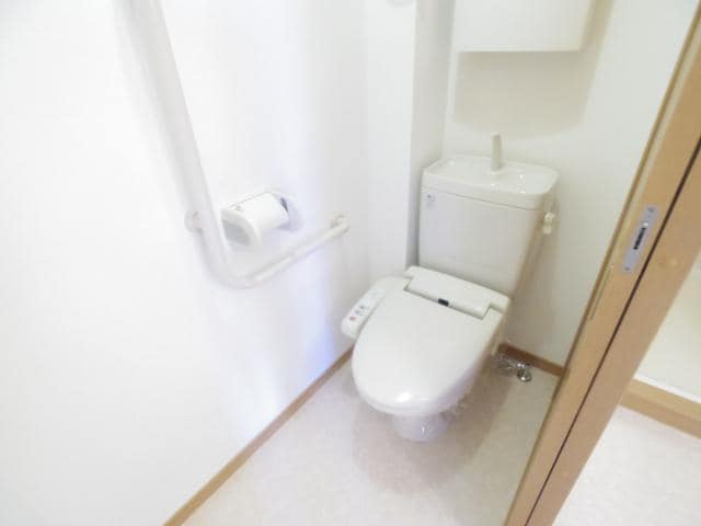 同イメージ 東海道本線/静岡駅 バス28分井庄下車:停歩3分 1階 築20年