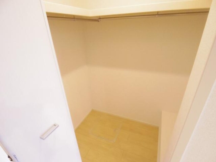  東海道本線/静岡駅 バス11分馬渕四丁目下車:停歩4分 2階 築5年