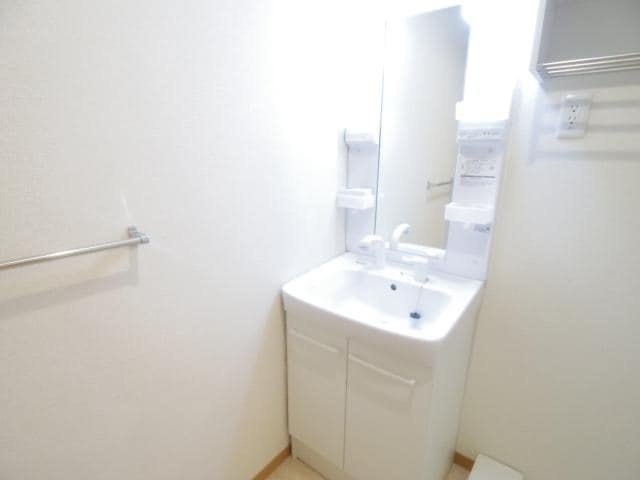 同イメージ 東海道本線/静岡駅 バス10分寿町下車:停歩4分 2階 築5年