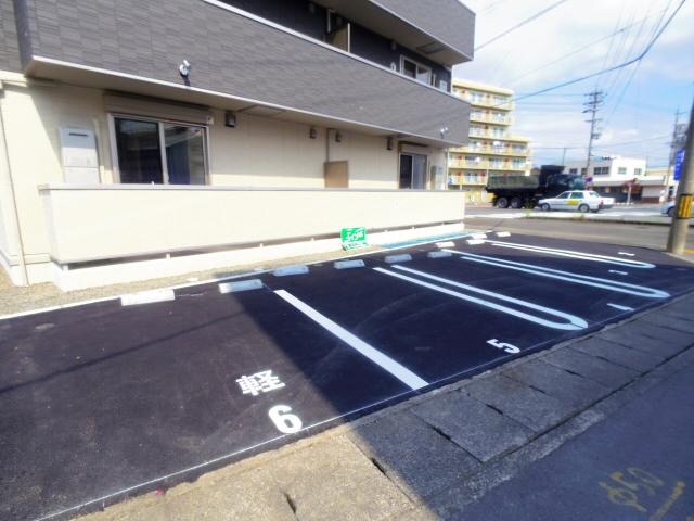  東海道本線/藤枝駅 徒歩9分 1階 築3年