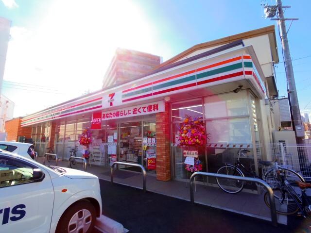 セブンイレブン静岡馬渕1丁目店(コンビニ)まで79m 東海道本線/静岡駅 徒歩10分 3階 築3年