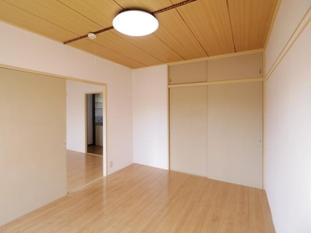  東海道本線/静岡駅 バス17分ポリテクセンター静岡下車:停歩3分 1階 築38年