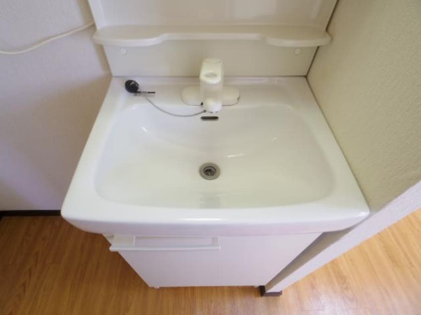  東海道本線/静岡駅 バス17分ポリテクセンター静岡下車:停歩3分 1階 築38年