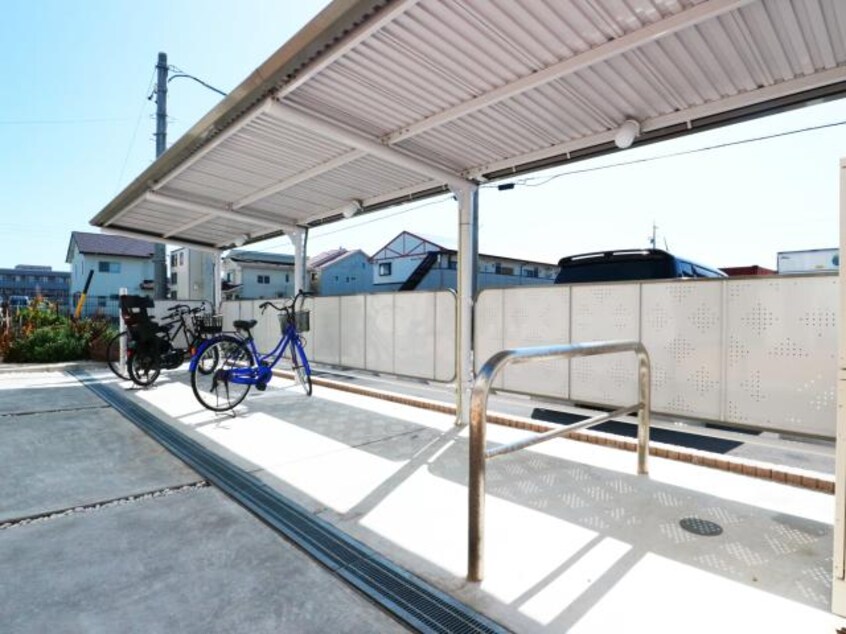  東海道本線/静岡駅 バス30分大浜下車:停歩10分 2階 築4年