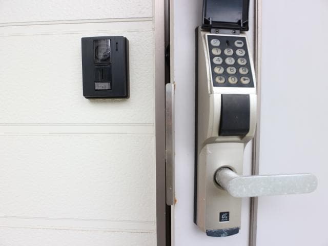  東海道本線/静岡駅 バス7分中田二丁目下車:停歩4分 2階 築28年