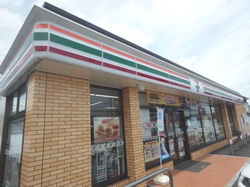 セブンイレブン藤枝音羽町店(コンビニ)まで549m 東海道本線/藤枝駅 バス13分清水山入口下車:停歩2分 1階 築2年