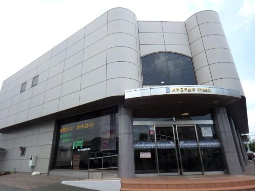 静清信用金庫西焼津支店(銀行)まで1288m 東海道本線/西焼津駅 徒歩9分 1階 築3年