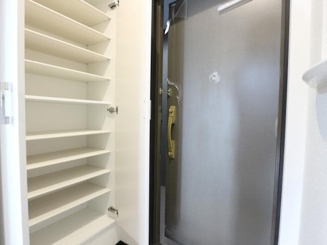  東海道本線/静岡駅 徒歩7分 3階 築3年