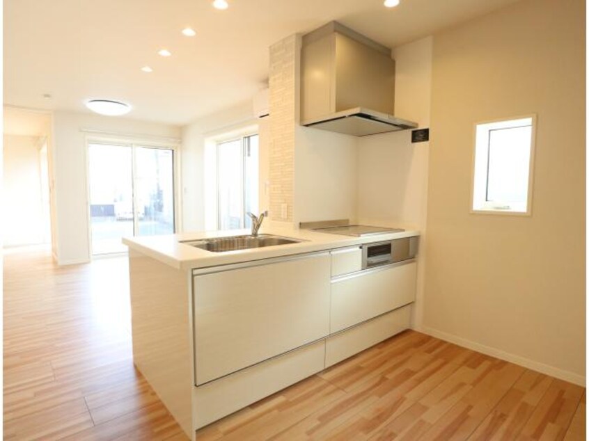  東海道本線/東静岡駅 徒歩18分 1階 築3年