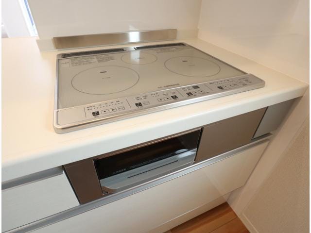  東海道本線/東静岡駅 徒歩18分 1階 築3年