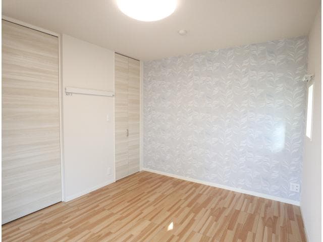  東海道本線/東静岡駅 徒歩18分 1階 築3年